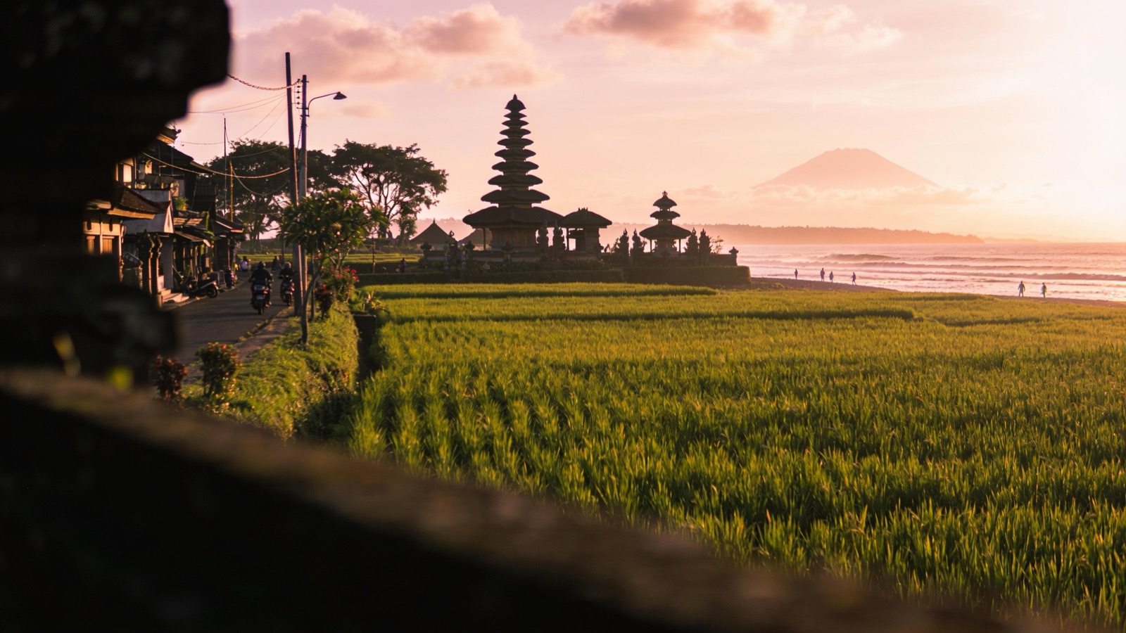 4 TIPS WISATA DI JOGJA "Liburan Asik, Hati Tak Terusik"