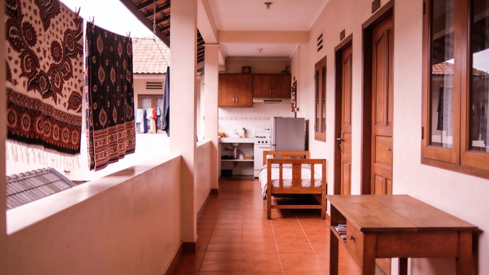 Ingin Menjaga Kamar Tetap Wangi? Terapkan Kebiasaan Ini di Kamar Kosmu!